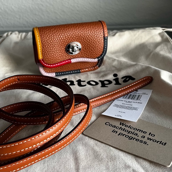 Coach Coachtopia Wavy Wallet With Crossbody Strap and Upcrafted Scrap Binding - Picture 10 of 10